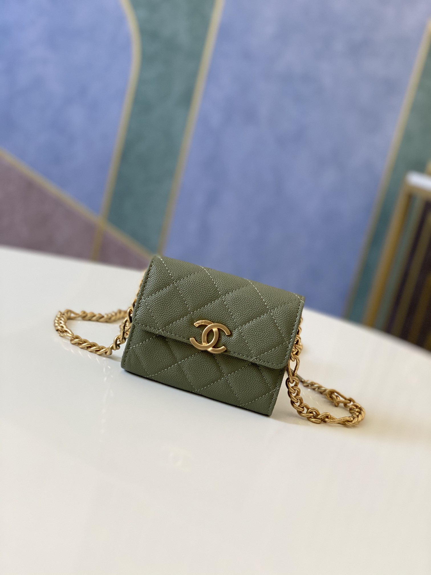 Handbag Chanel 81156 size 12 9 2.5 cm - vstockx