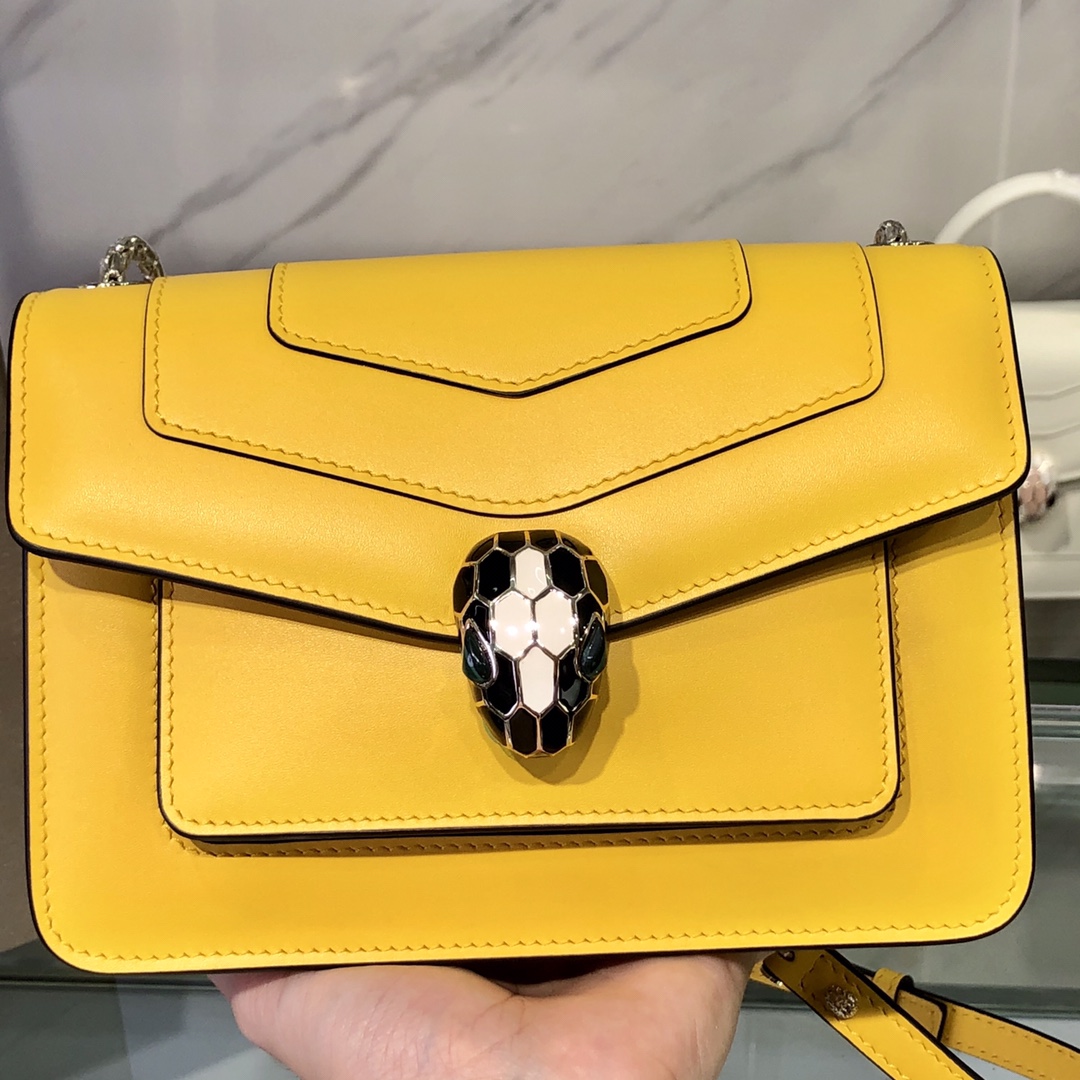 Handbags Bvlgari 9676 size:19*13*7 cm - vstockx