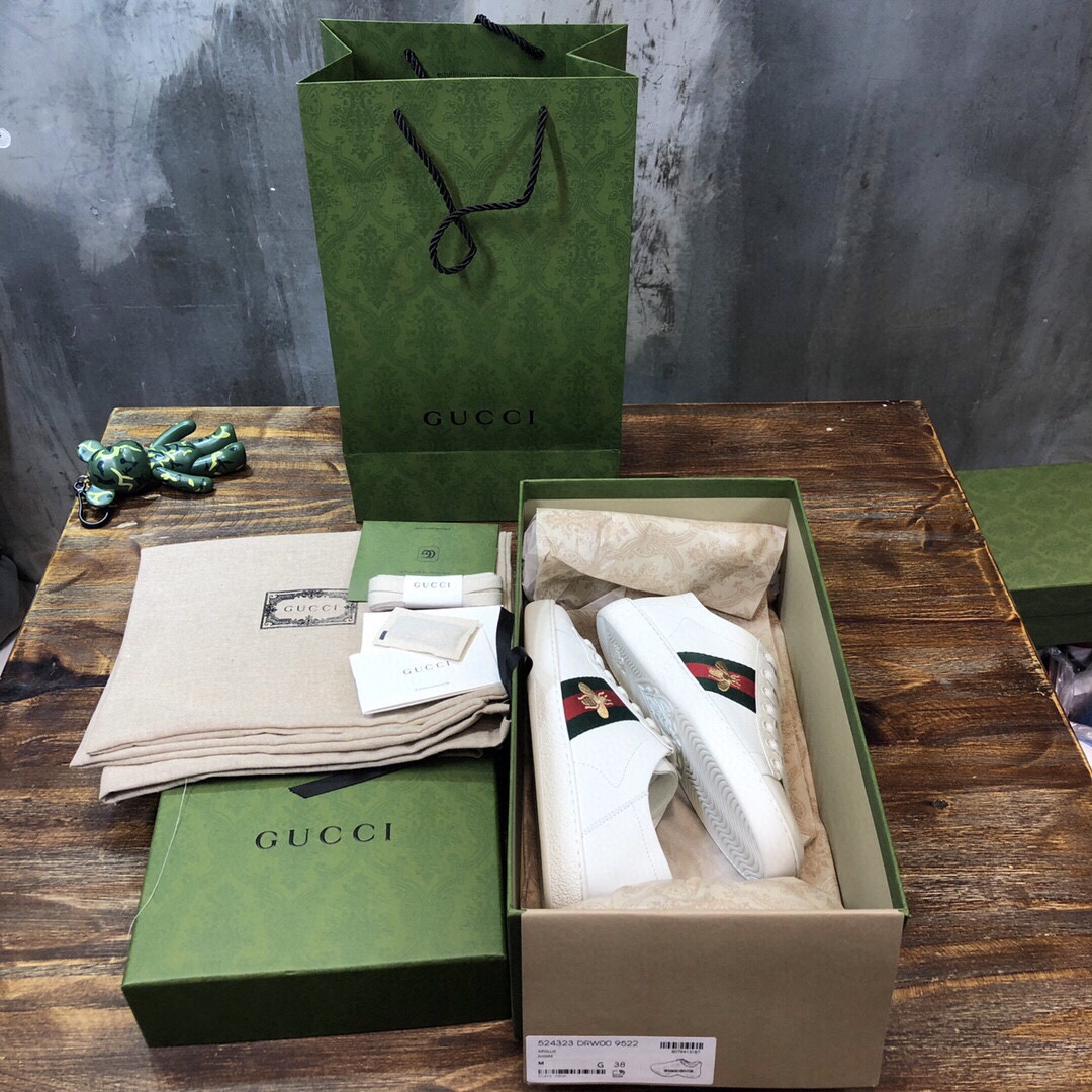 Gucci Ace Fold Down Bee (W) - vstockx