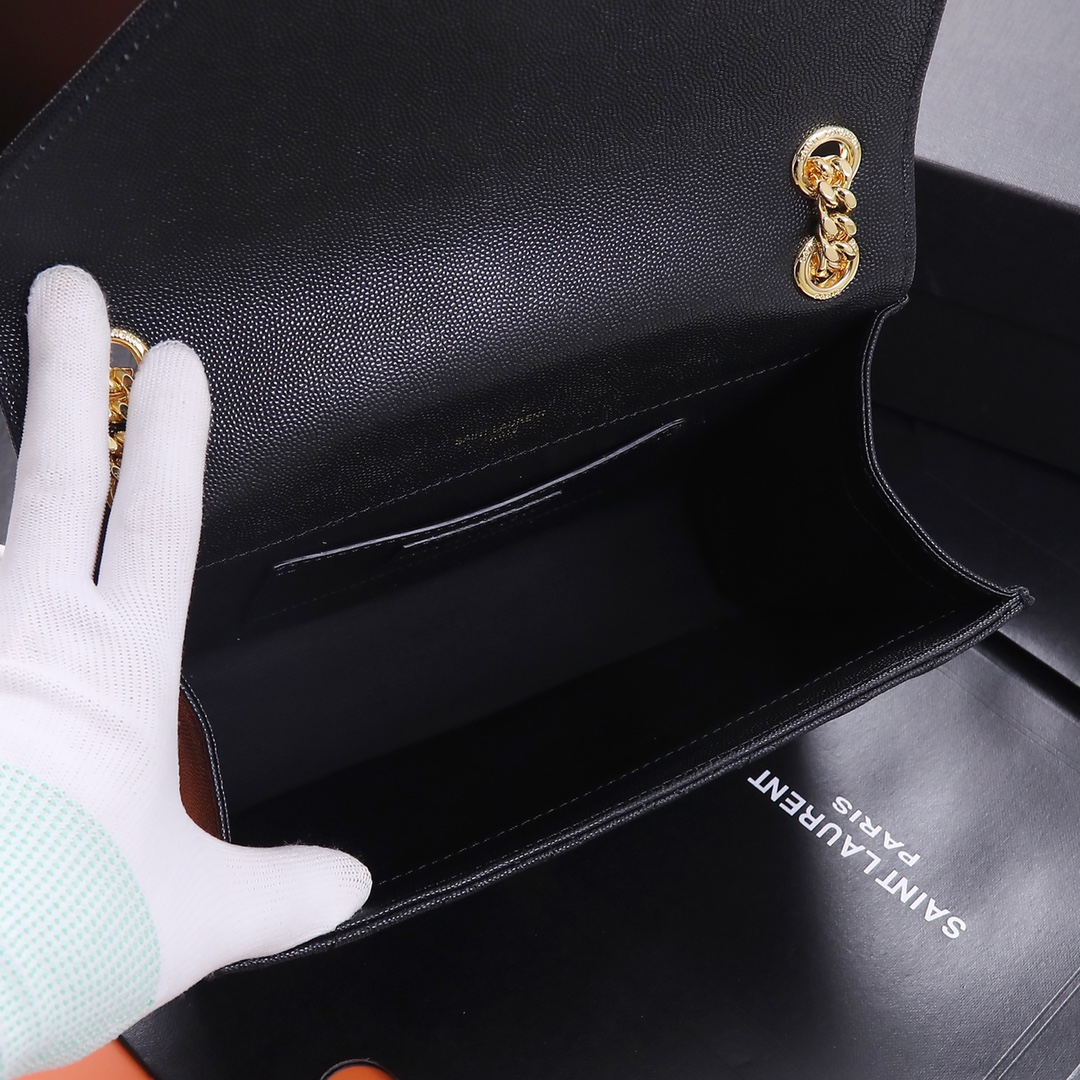 Handbags SAINT LAURENT 487206 size 24x17.5x6 cm - vstockx