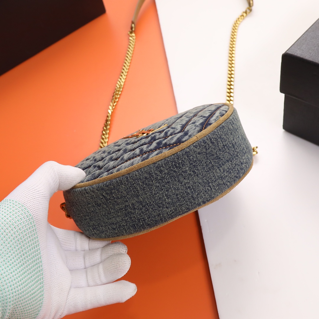 Handbags SAINT LAURENT 610436 size 17  17  5.5 cm - vstockx