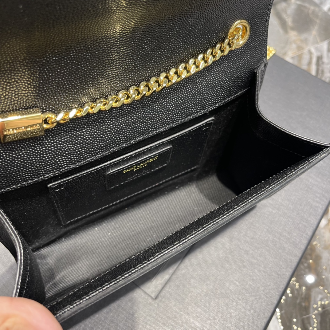 Handbags SAINT LAURENT 469390 size 20x13.5x5.5 cm - vstockx
