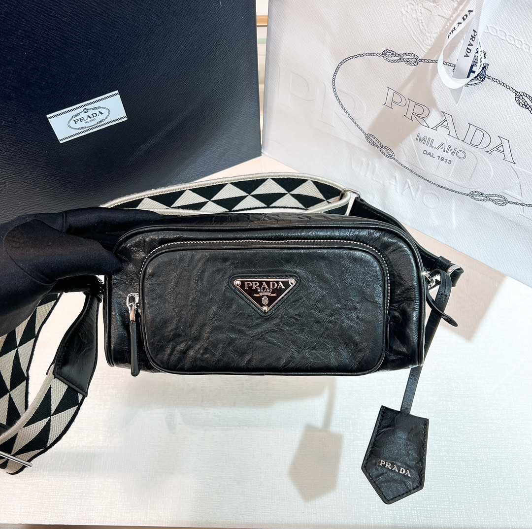 handbags prada 1BH198 22*10.5*7 - vstockx