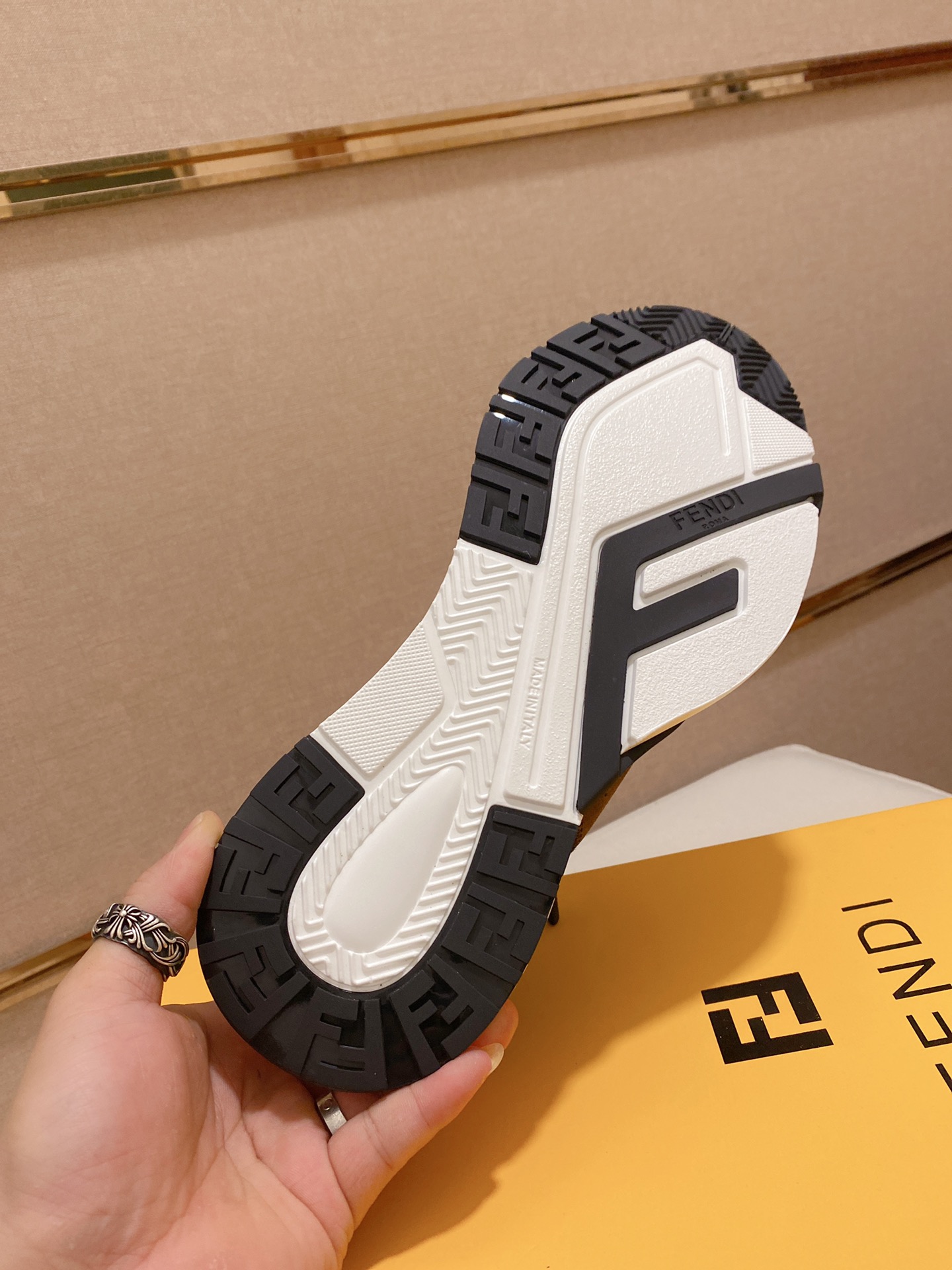 Fendi Flow Ff Sneakers 24 - vstockx