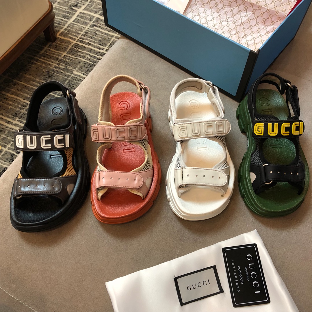 Gucci Leather espadrille with Double G WOMEN 1 - vstockx