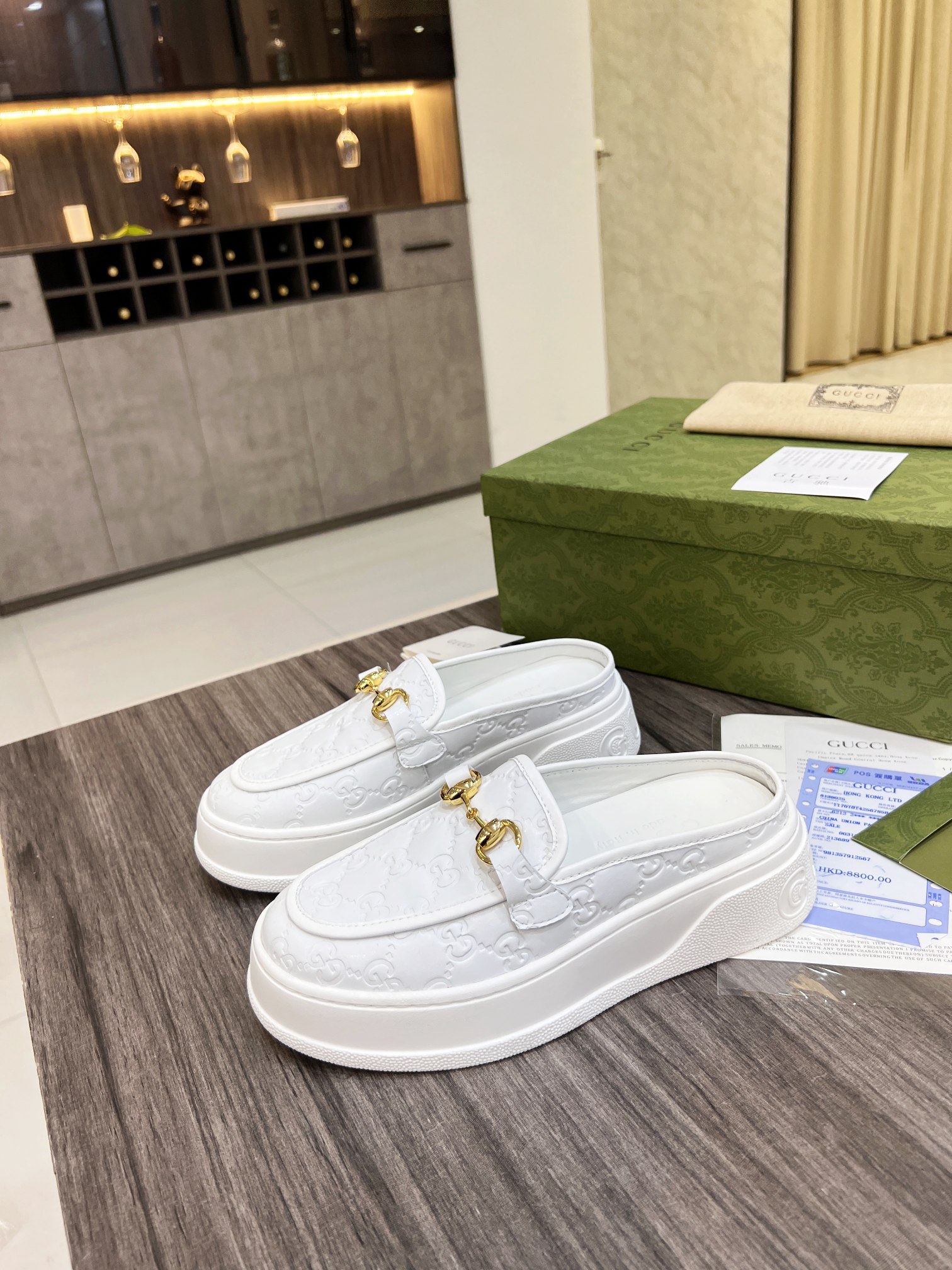 Gucci Women's WOMEN 6 - vstockx