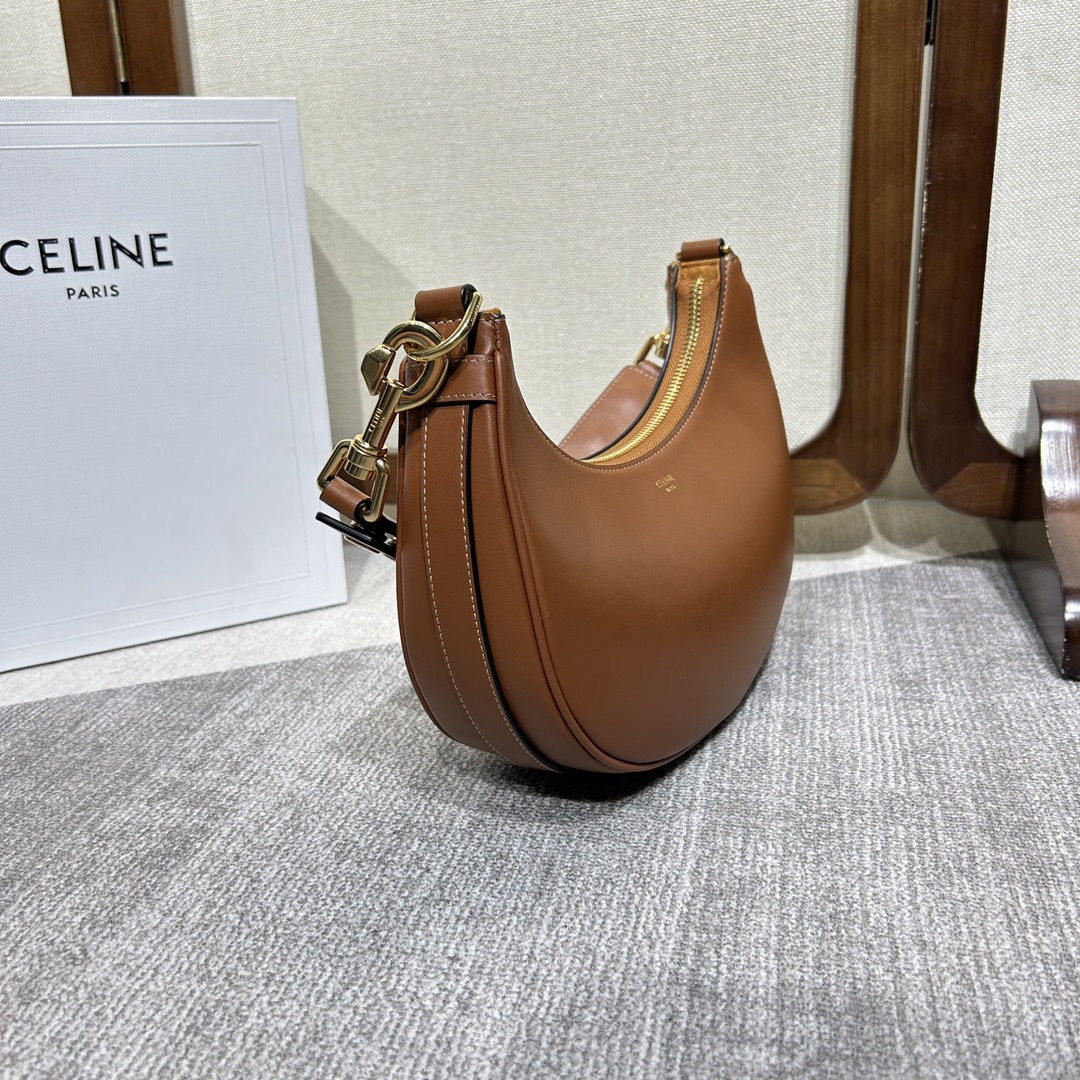 Handbags CELIN AVA STRAP 196923 size:24  13  7 cm - vstockx