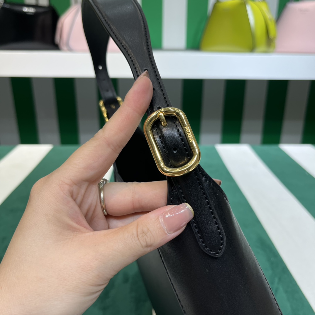 Handbags Prada 1BC179 size:17*27*5 cm - vstockx