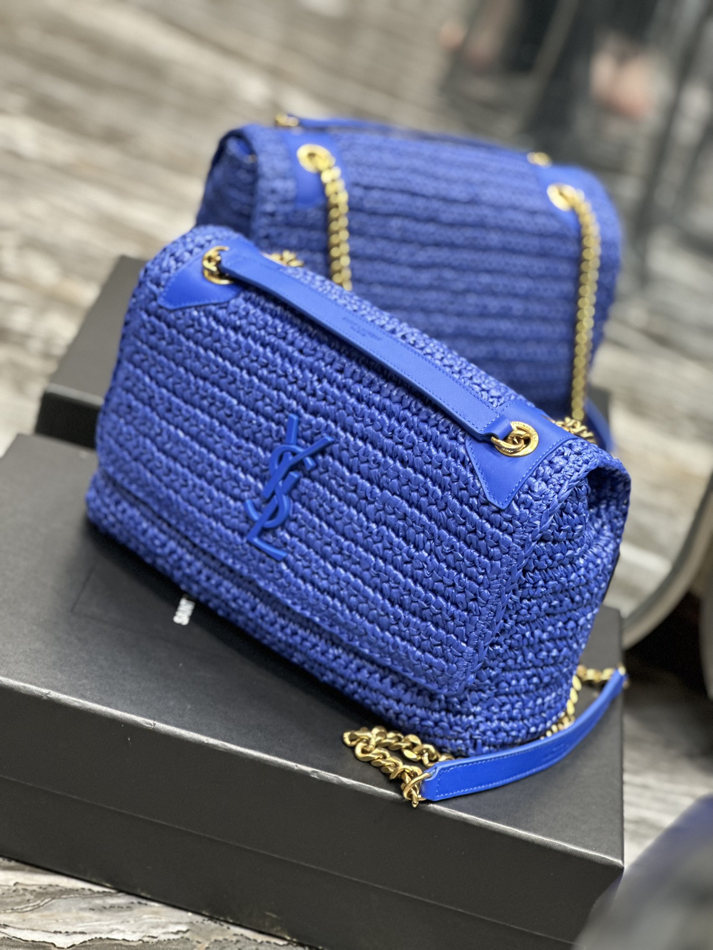 Handbags SAINT LAURENT 633158 size 28  20.5  8.5 cm - vstockx