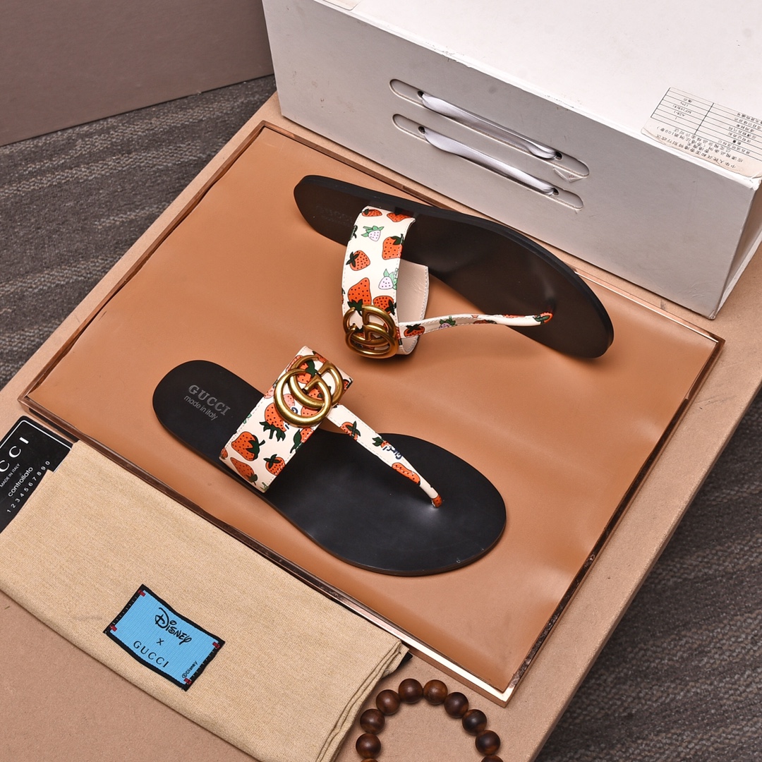 Gucci Slippers 12 - vstockx