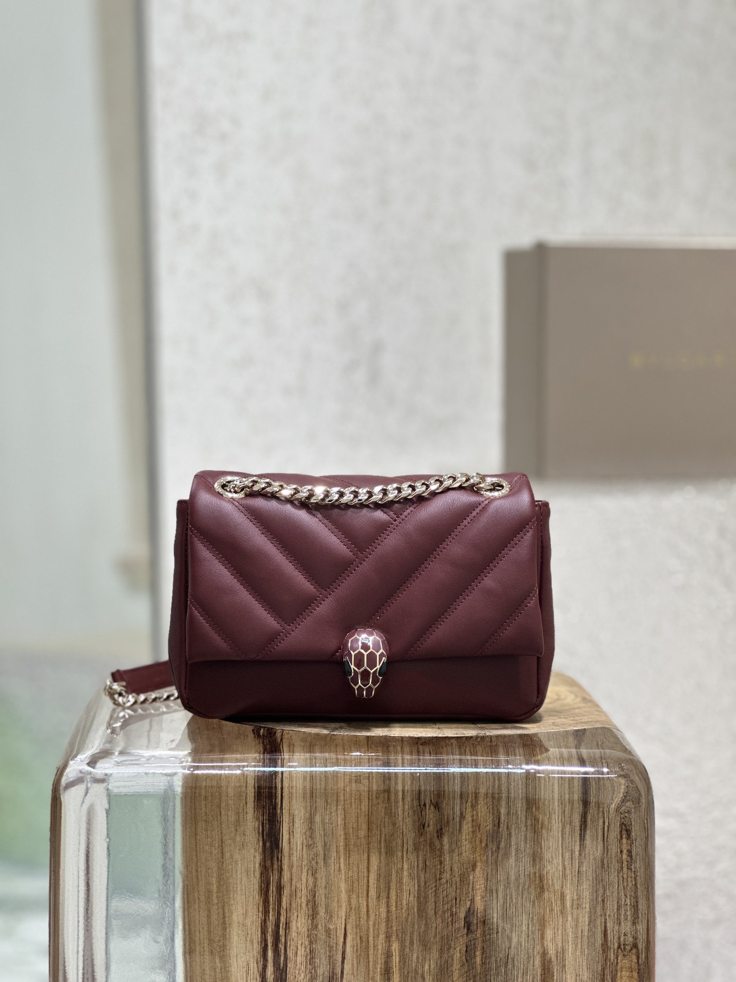 Handbags Bvlgari 287993 size:22.5*15*10 cm - vstockx