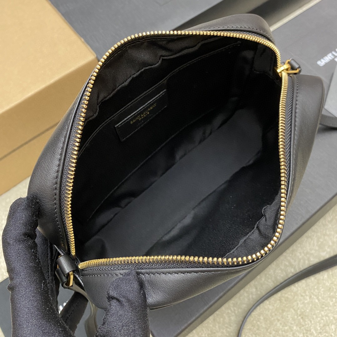 Handbags SAINT LAURENT 520534 size 23x16x6 cm - vstockx