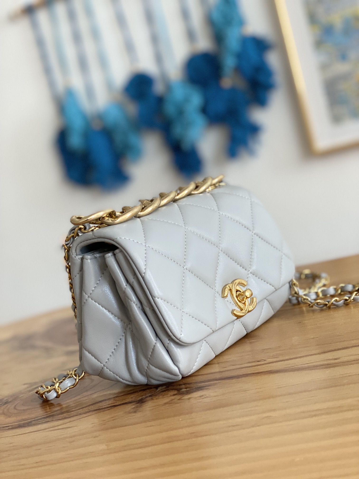 Handbag Chanel 3365 size 17X11.5X8.5 Cm - vstockx