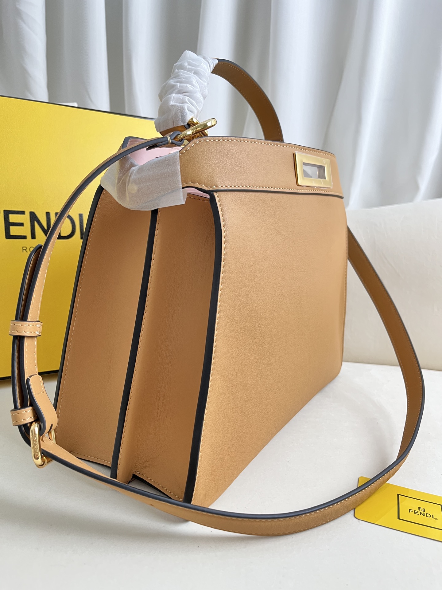 handbags FENDI 0230 size:25.5*33.5*13cm - vstockx