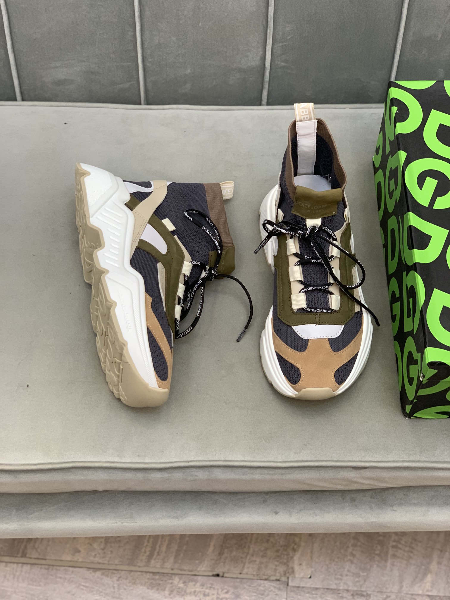 Dolce & Gabbana High-Tops chunky sneakers 1 - vstockx