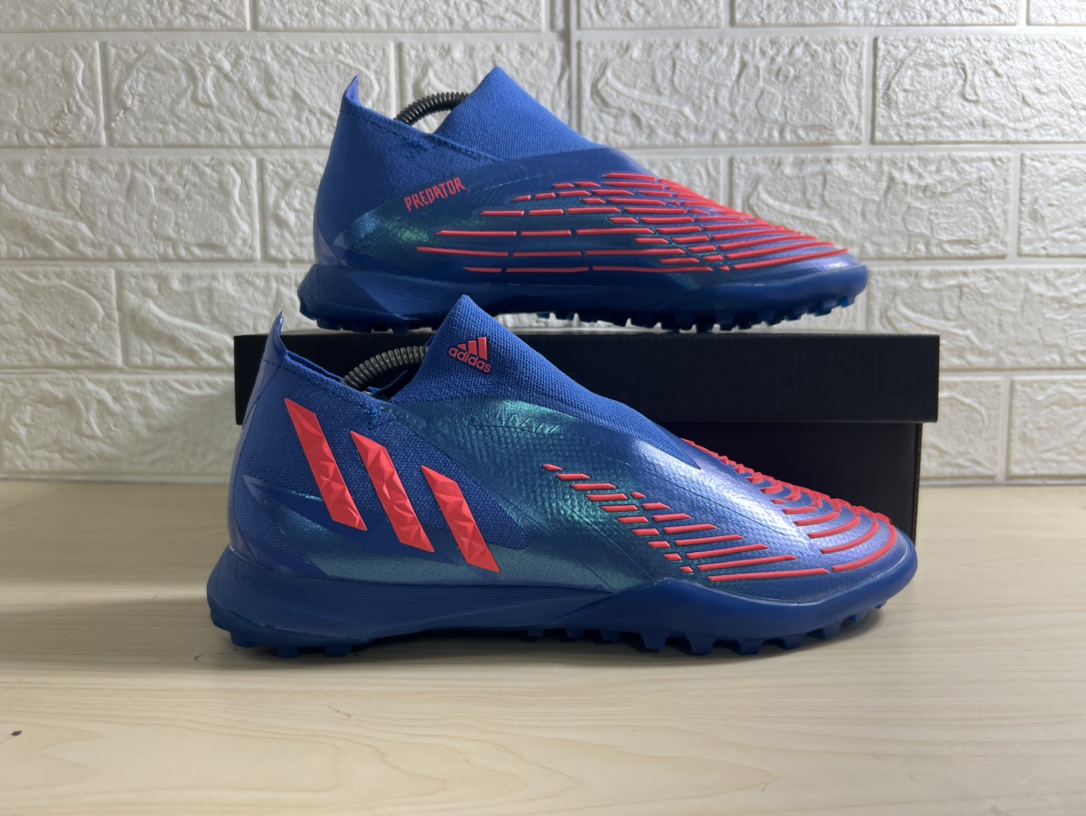 AD football shoes 24 - vstockx