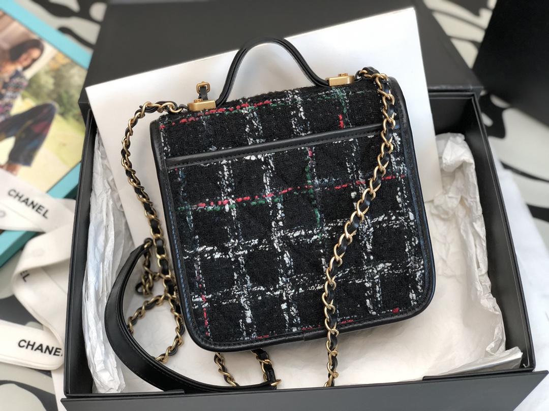 Handbag Chanel size *. * - vstockx