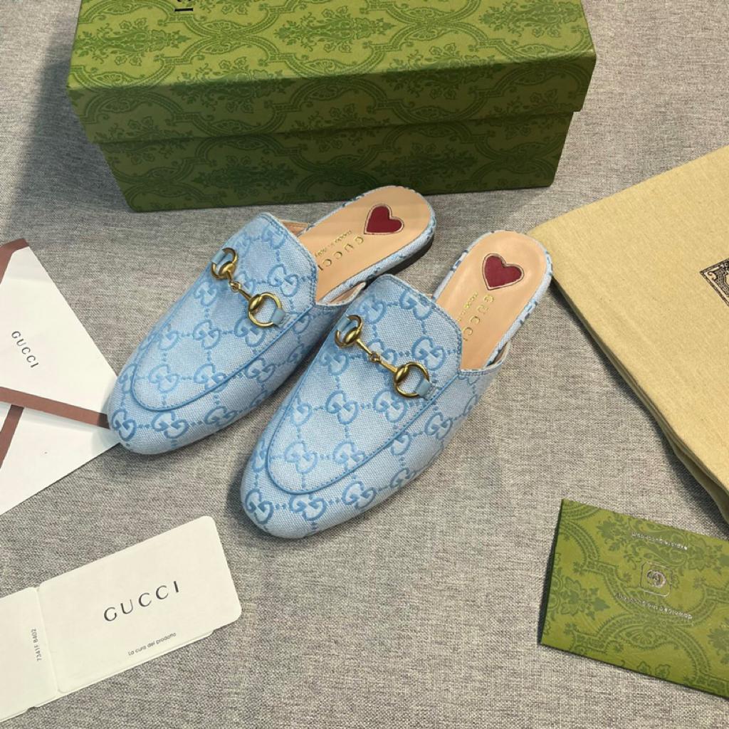 Gucci WOMEN'S PRINCETOWN SLIPPER WITH GG - vstockx