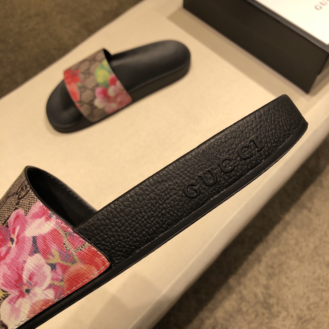 Gucci Slippers 35 - vstockx