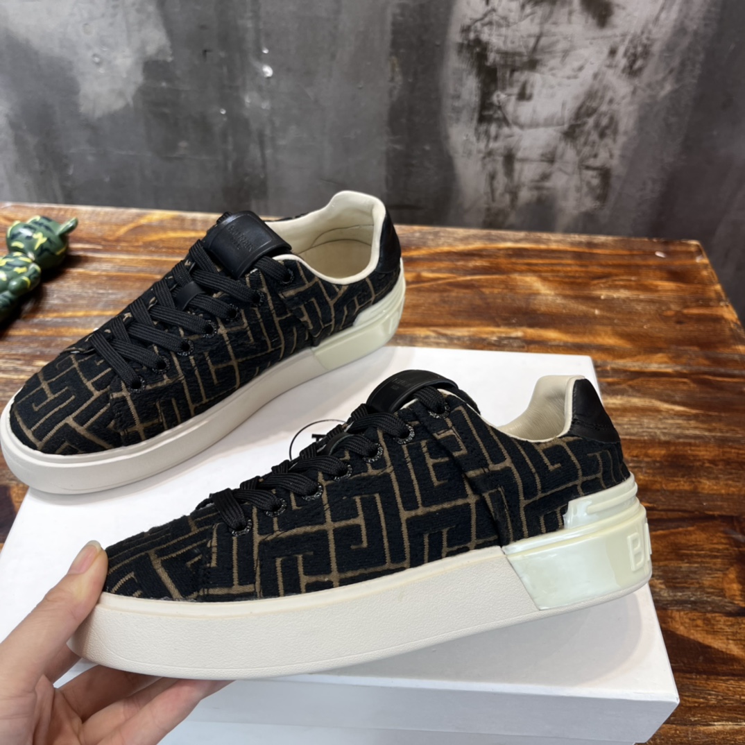 Balmain B-Court sneaker 44 - vstockx