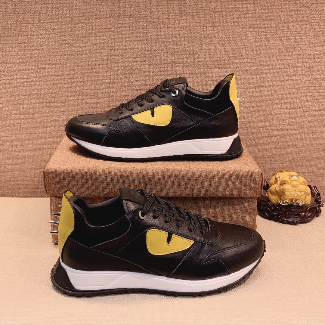 Fendi Low Top Sneakers 16 - vstockx