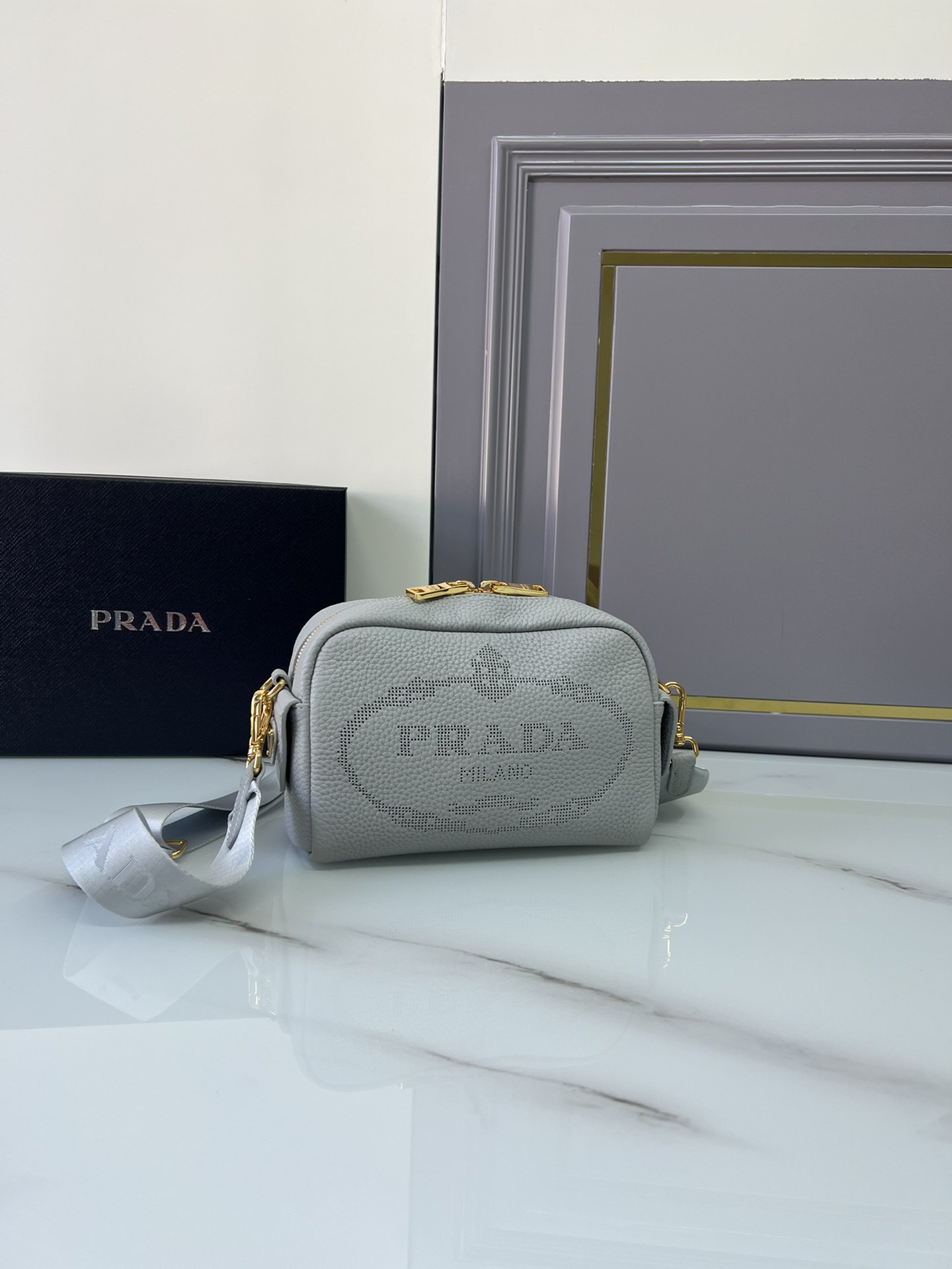 handbags prada 1BH187 20.5*13*8.5 - vstockx