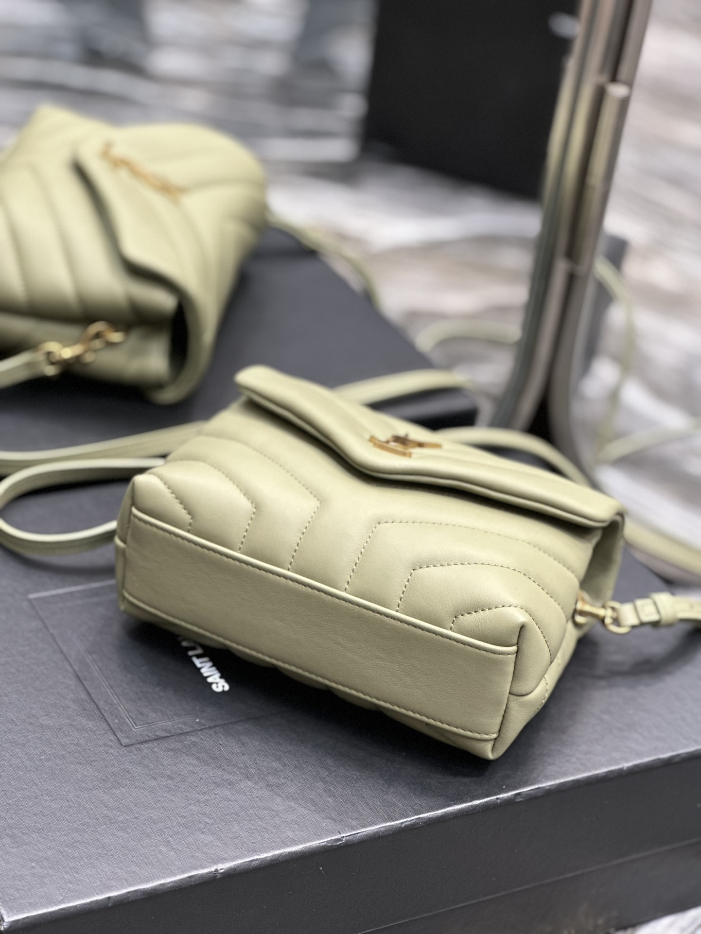 Handbags SAINT LAURENT 467072 size 20  14  7 cm - vstockx