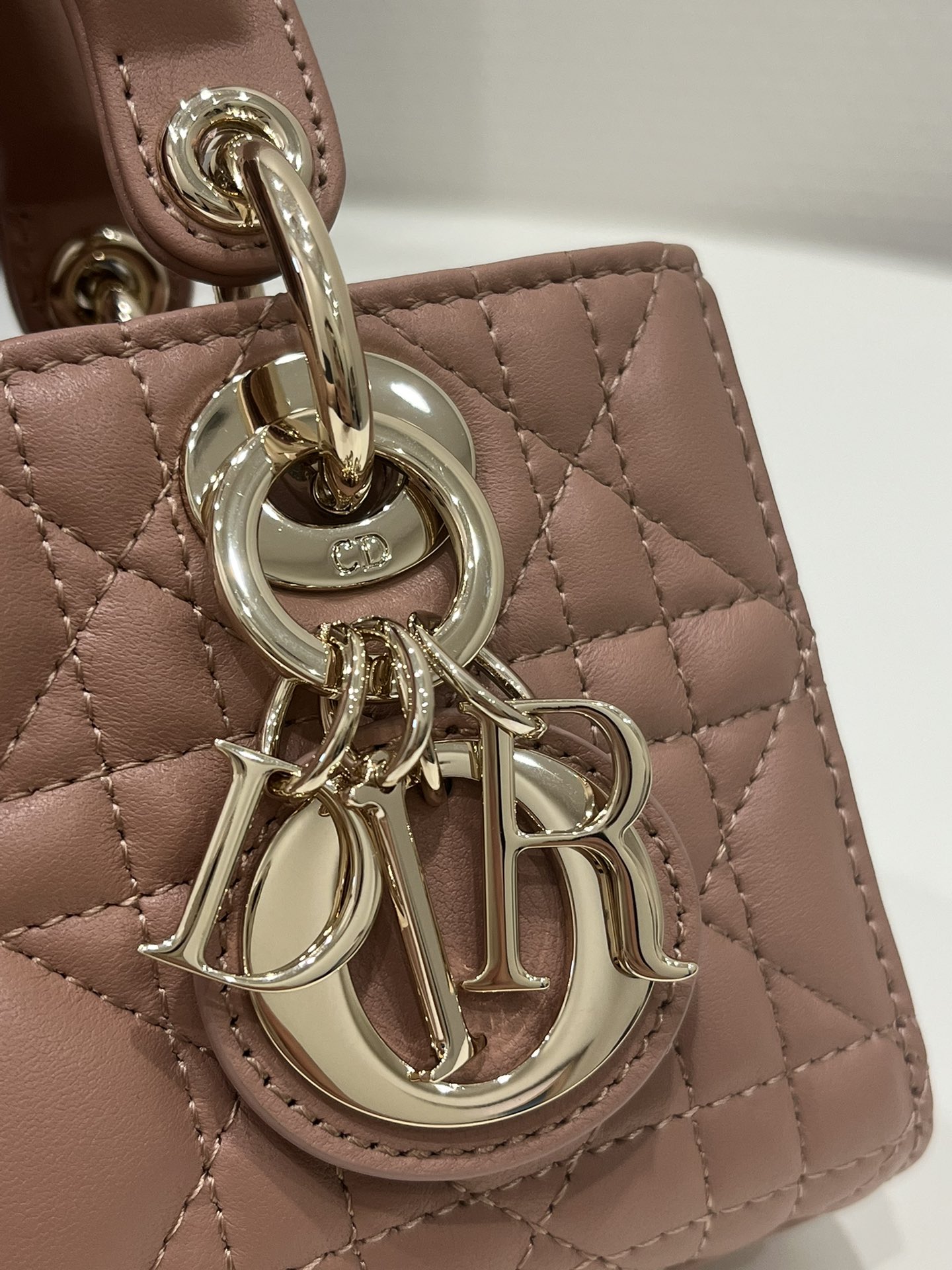 Handbags Dior 9230 size  16*5*9 cm - vstockx