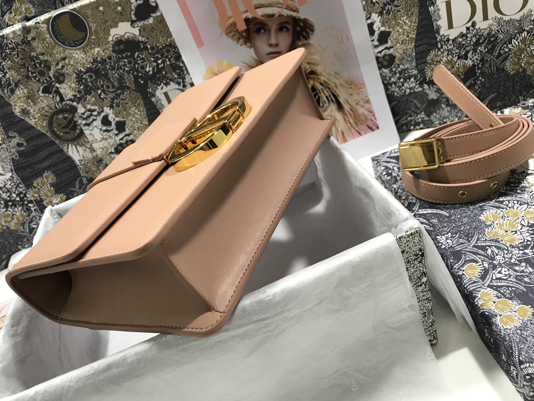 Handbag Dior M9203 size 24 x 17 x 8 cm - vstockx