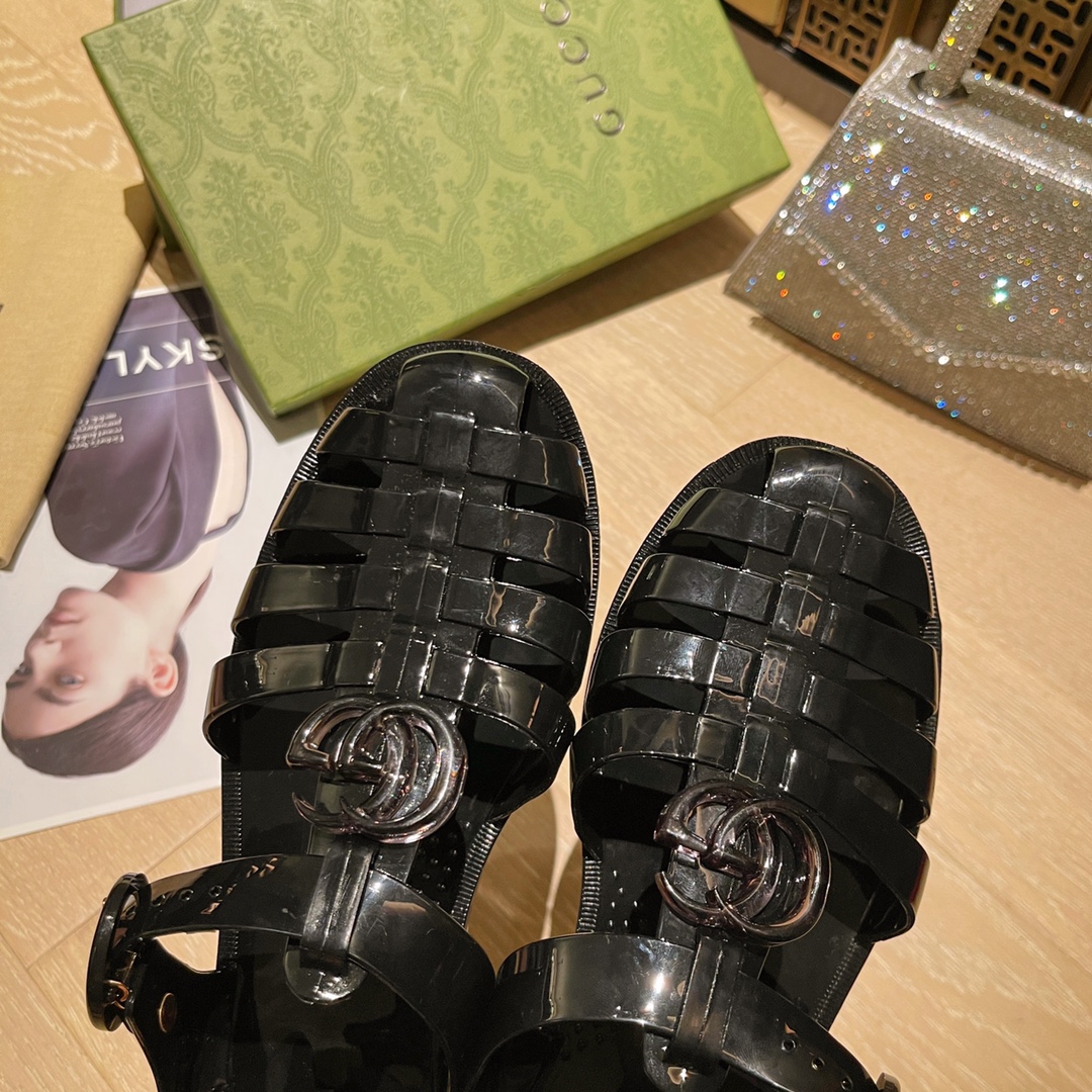 Gucci Women's sandal with Double G Women 11 - vstockx