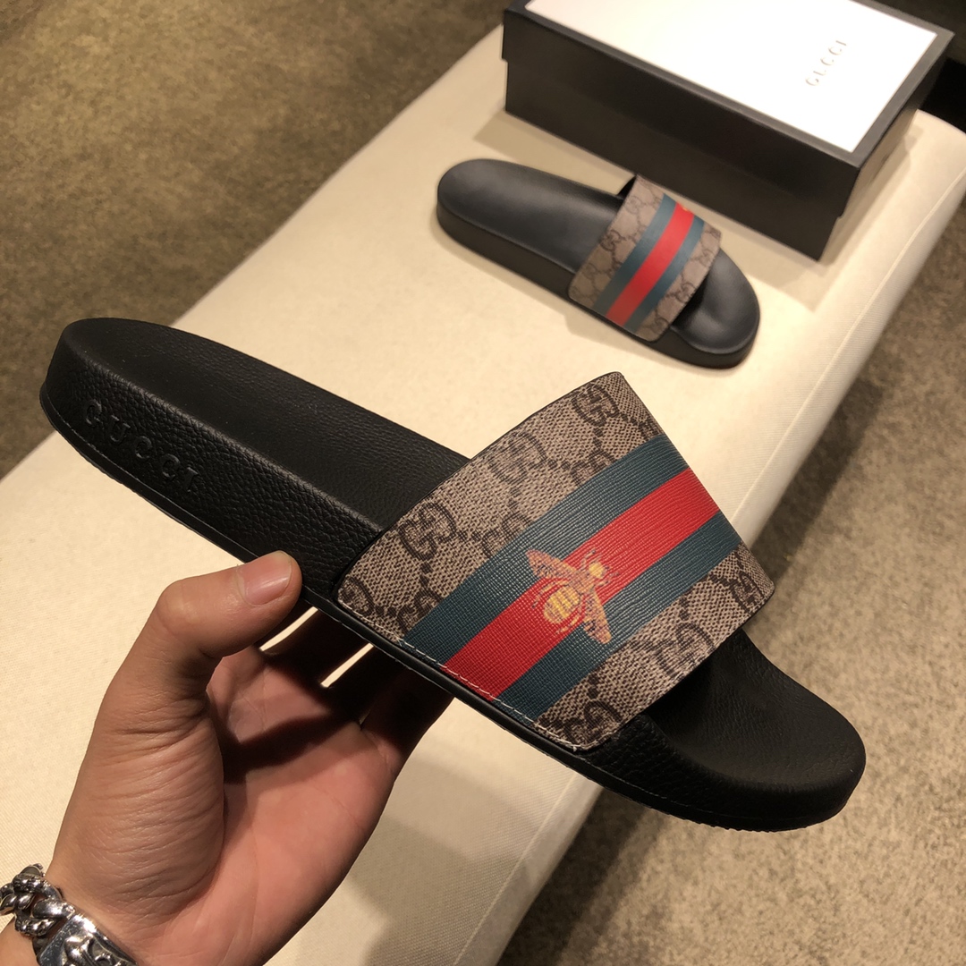 Gucci Slippers 42 - vstockx