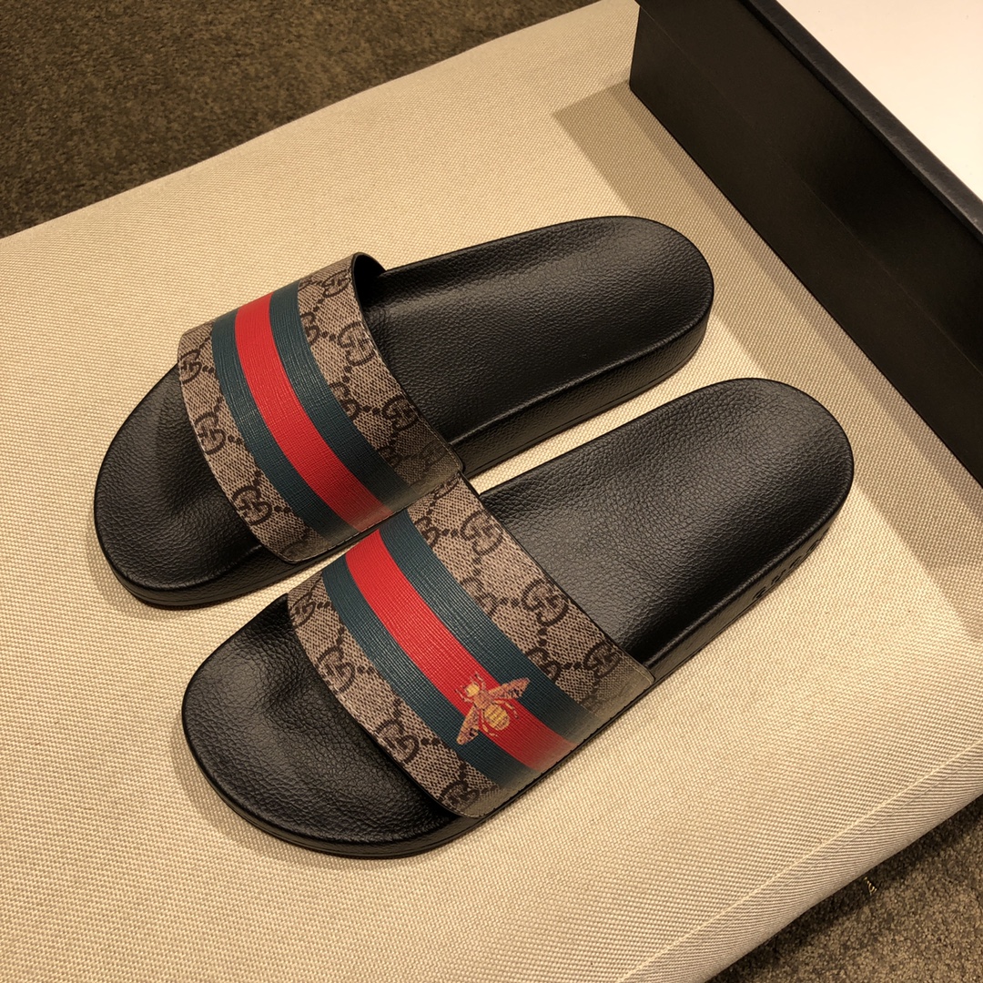 Gucci Slippers 42 - vstockx