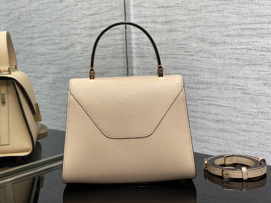 Handbag VALEXTRA size *'* - vstockx