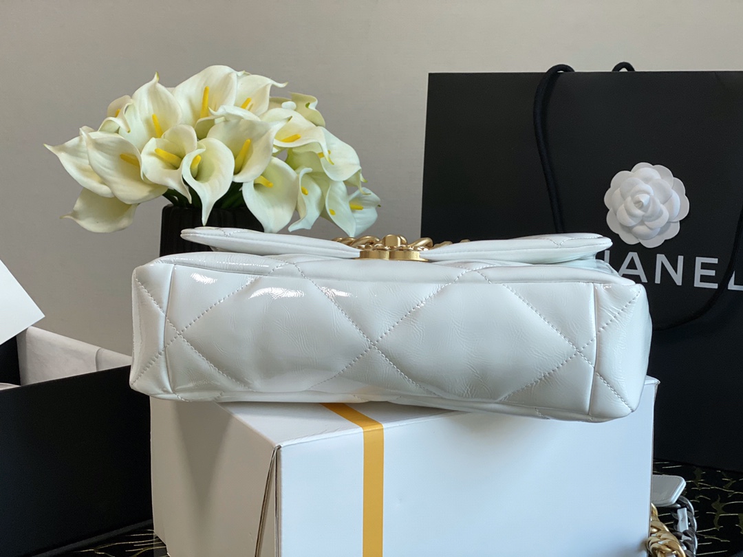 Handbag Chanel size 30 cm - vstockx