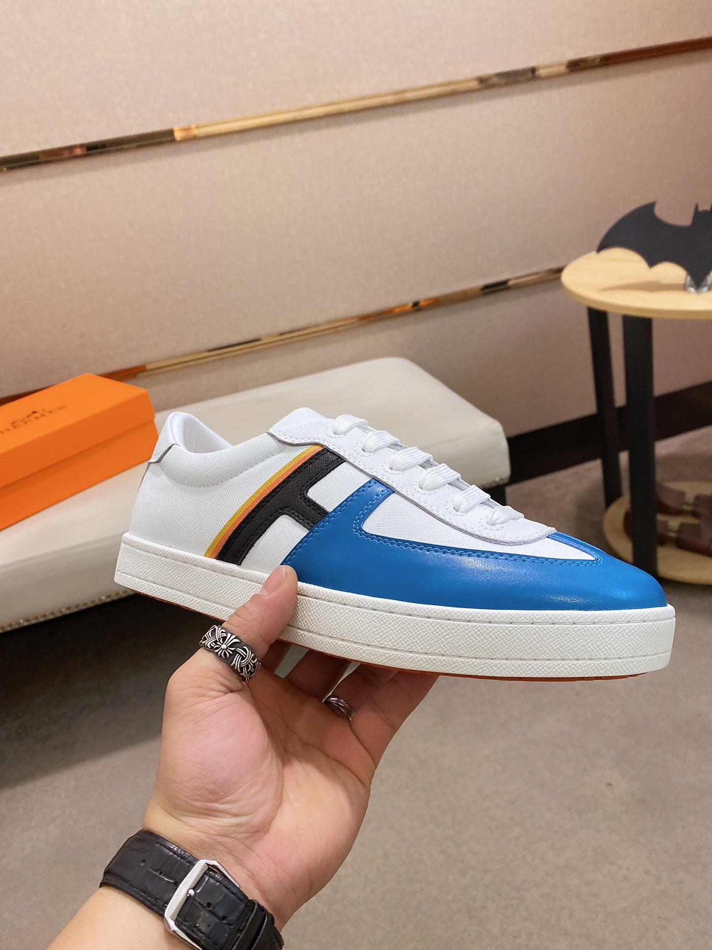Hermes Boomerang sneaker 1 - vstockx