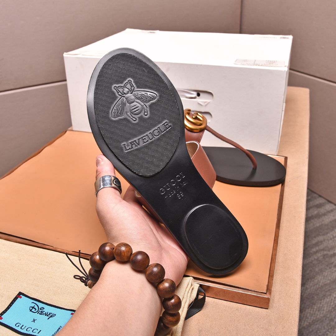 Gucci Slippers 8 - vstockx