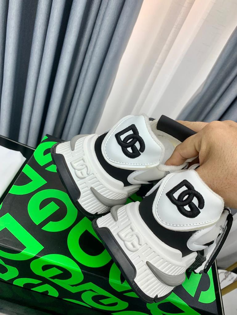 Dolce & Gabbana shoes 1 - vstockx