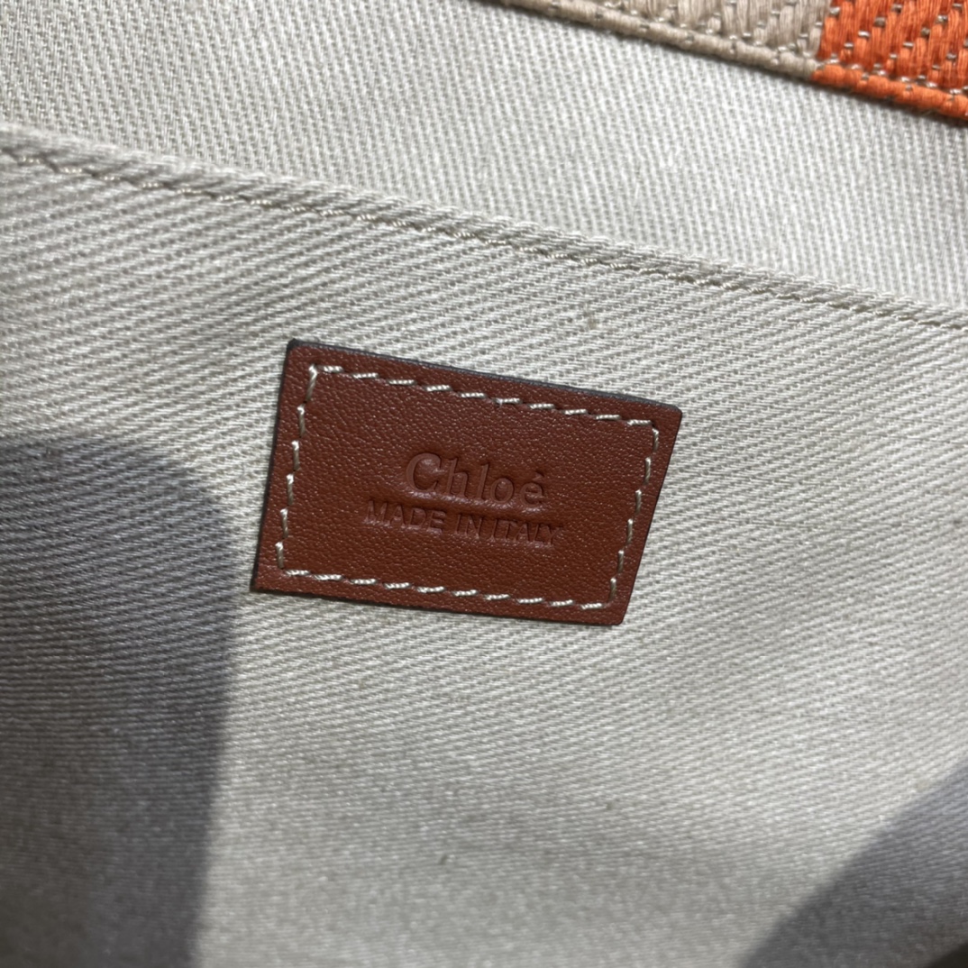 Handbags Chloe Woody 6044 size:45-33-13  M - vstockx