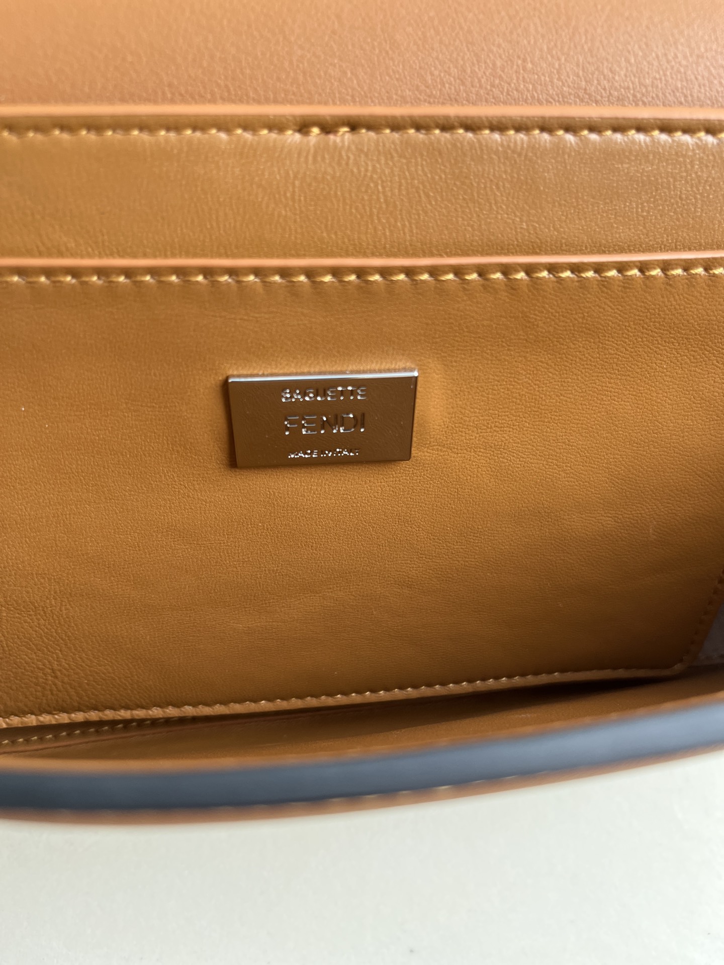 handbags FENDI 5012 size:26*5*15cm - vstockx