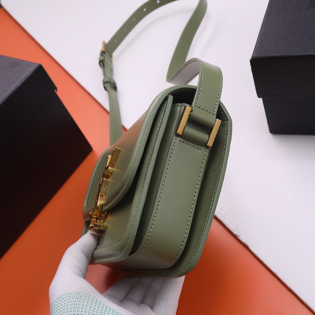 Handbags SAINT LAURENT 634306 size 19x13x5 cm - vstockx