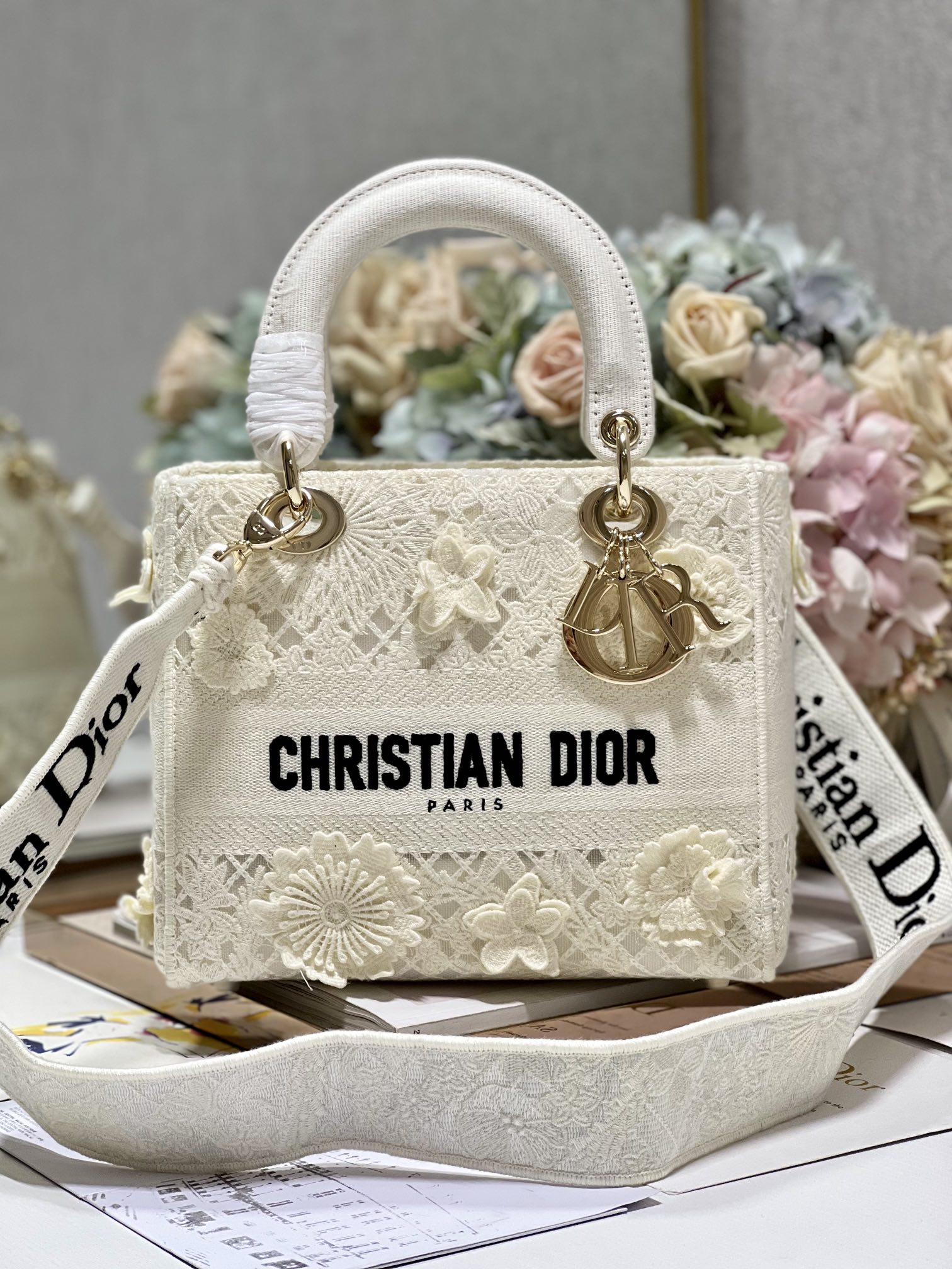 Handbags Dior 9207 size  24*20*11 cm - vstockx