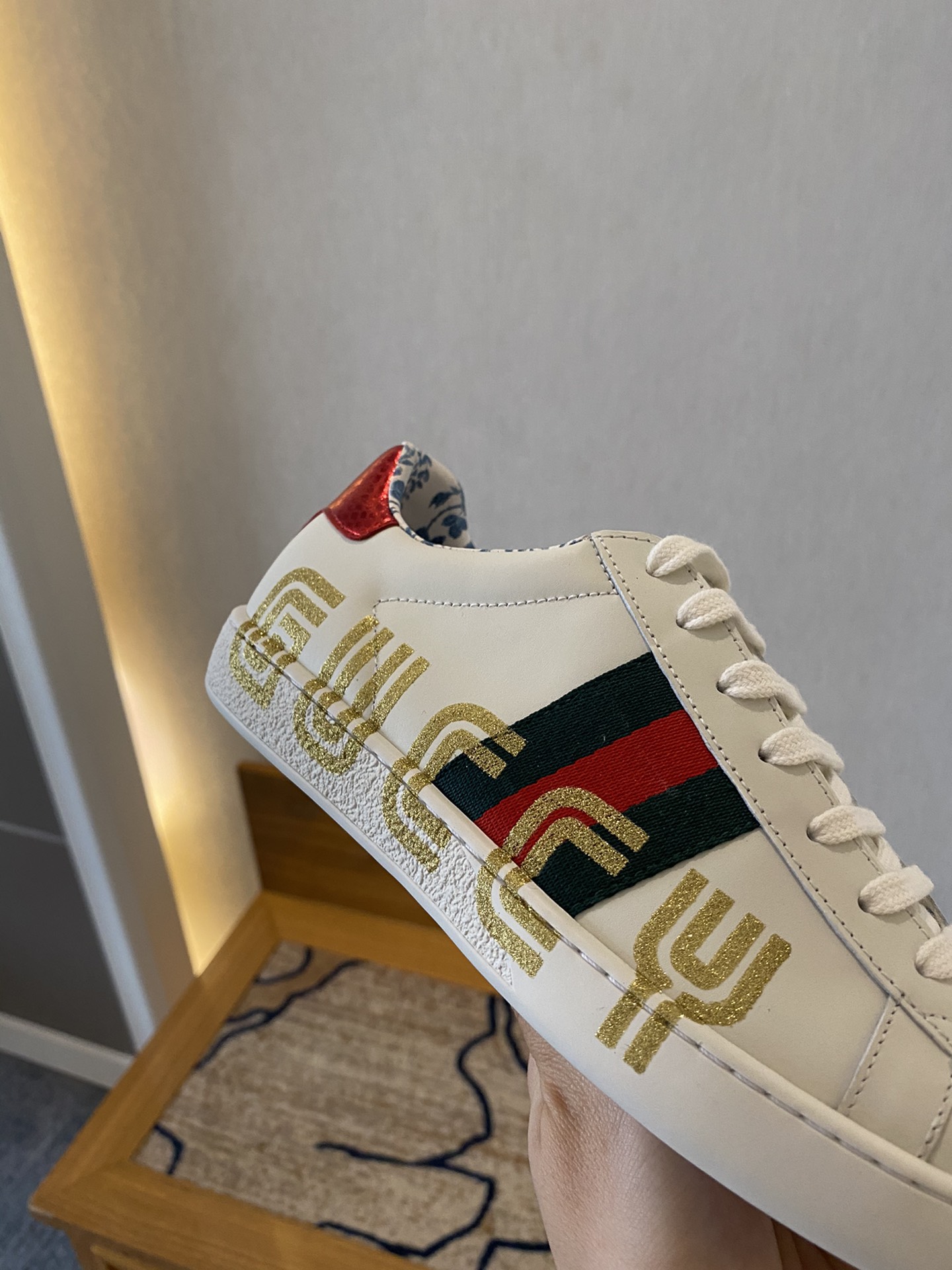 Gucci Women's Ace sneaker with bee sneaker 4 - vstockx