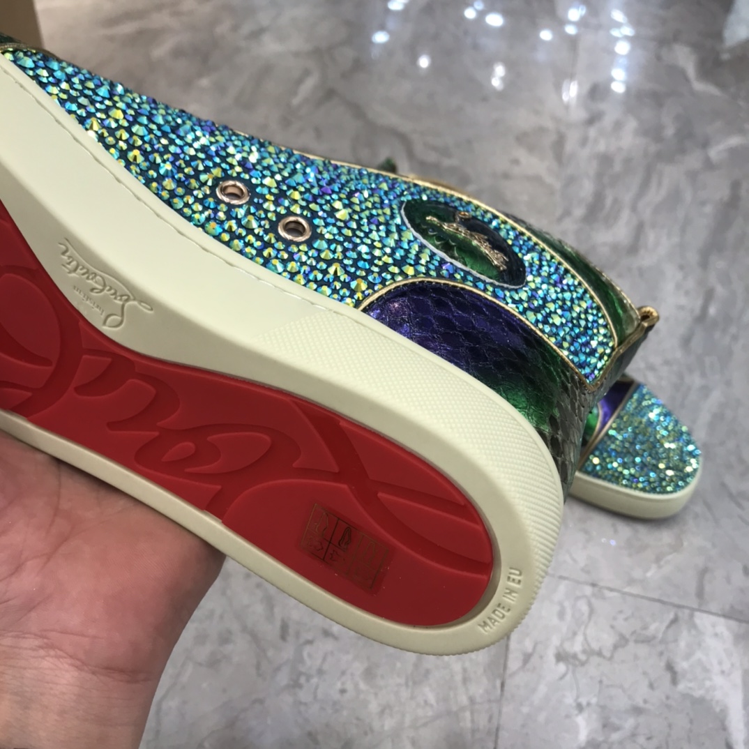 Christian Louboutin Louis Junior Spikes Orlato Flat Sneakers 20 - vstockx