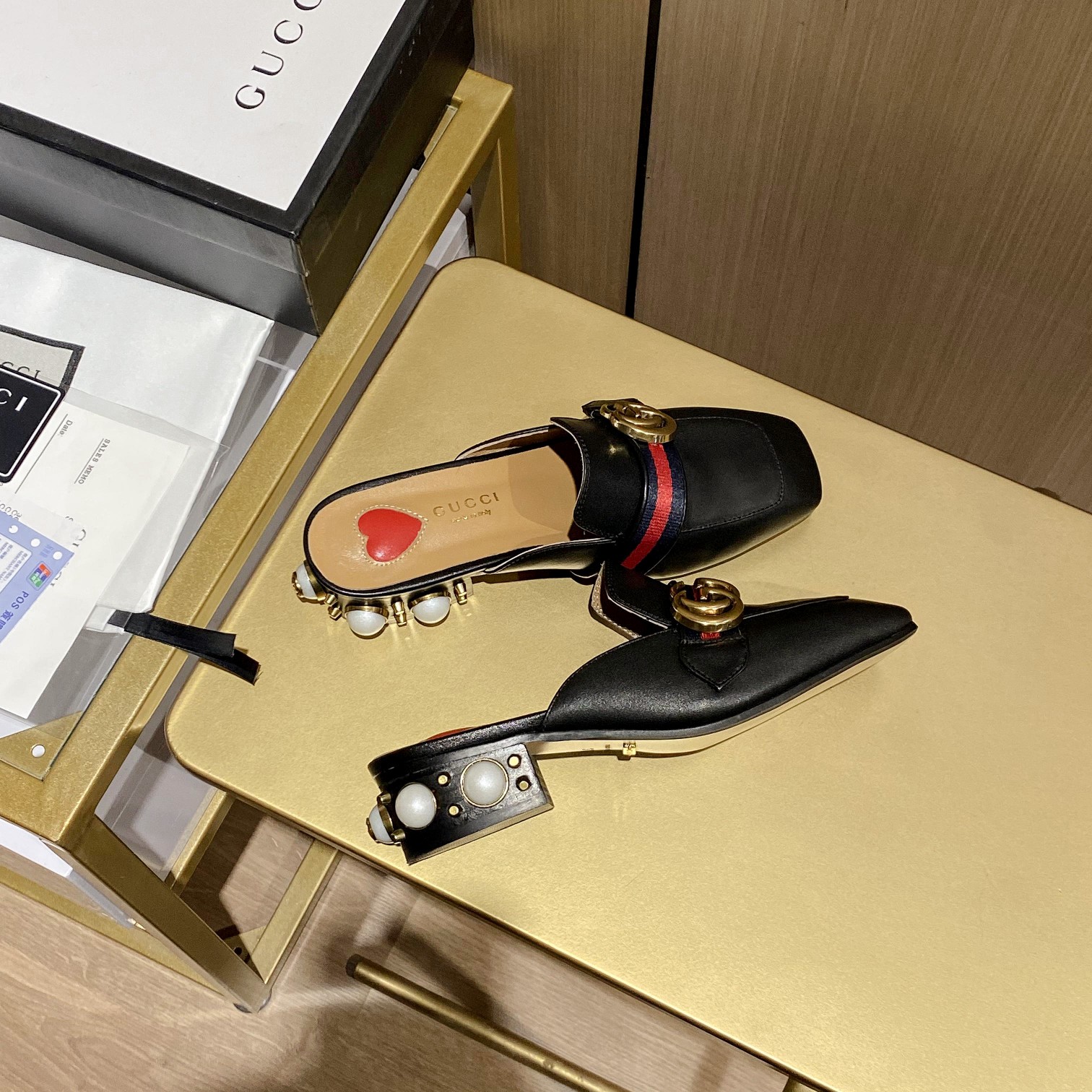 Gucci Leather mid-heel loafer Women 12 - vstockx