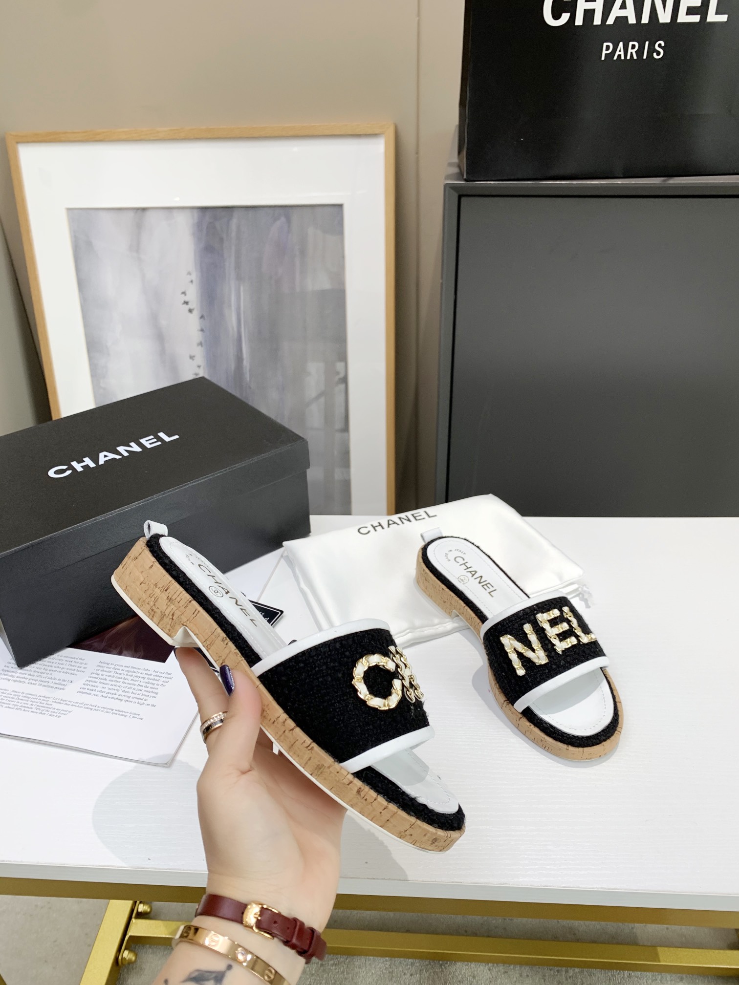 Chanel Slides 20 - vstockx