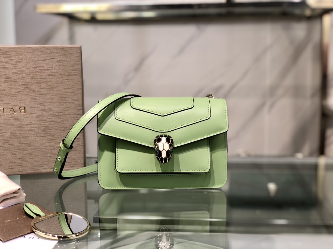 Handbags Bvlgari 9676 size:19*13*7 cm - vstockx