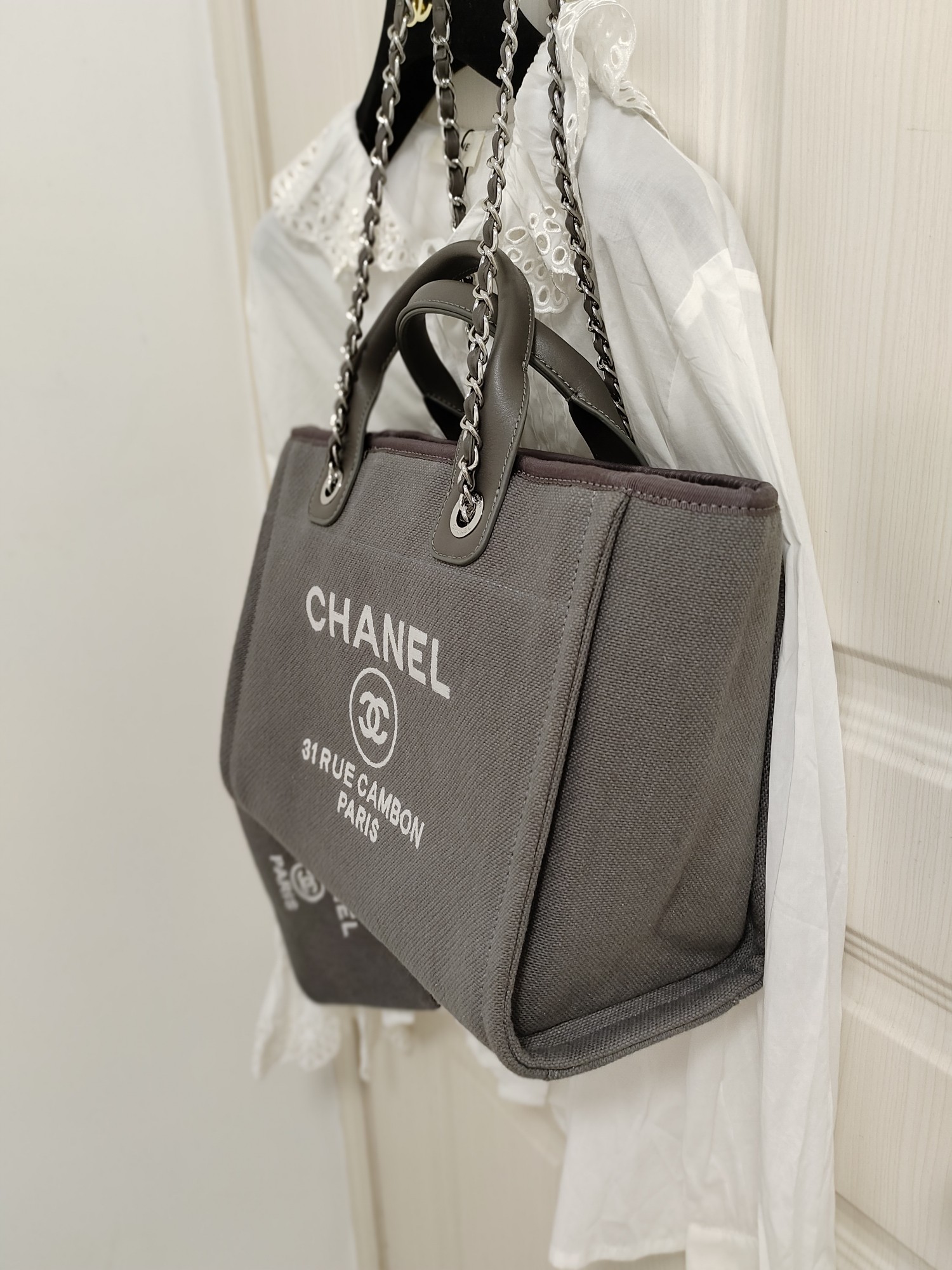 Handbag Chanel size 38 cm - vstockx