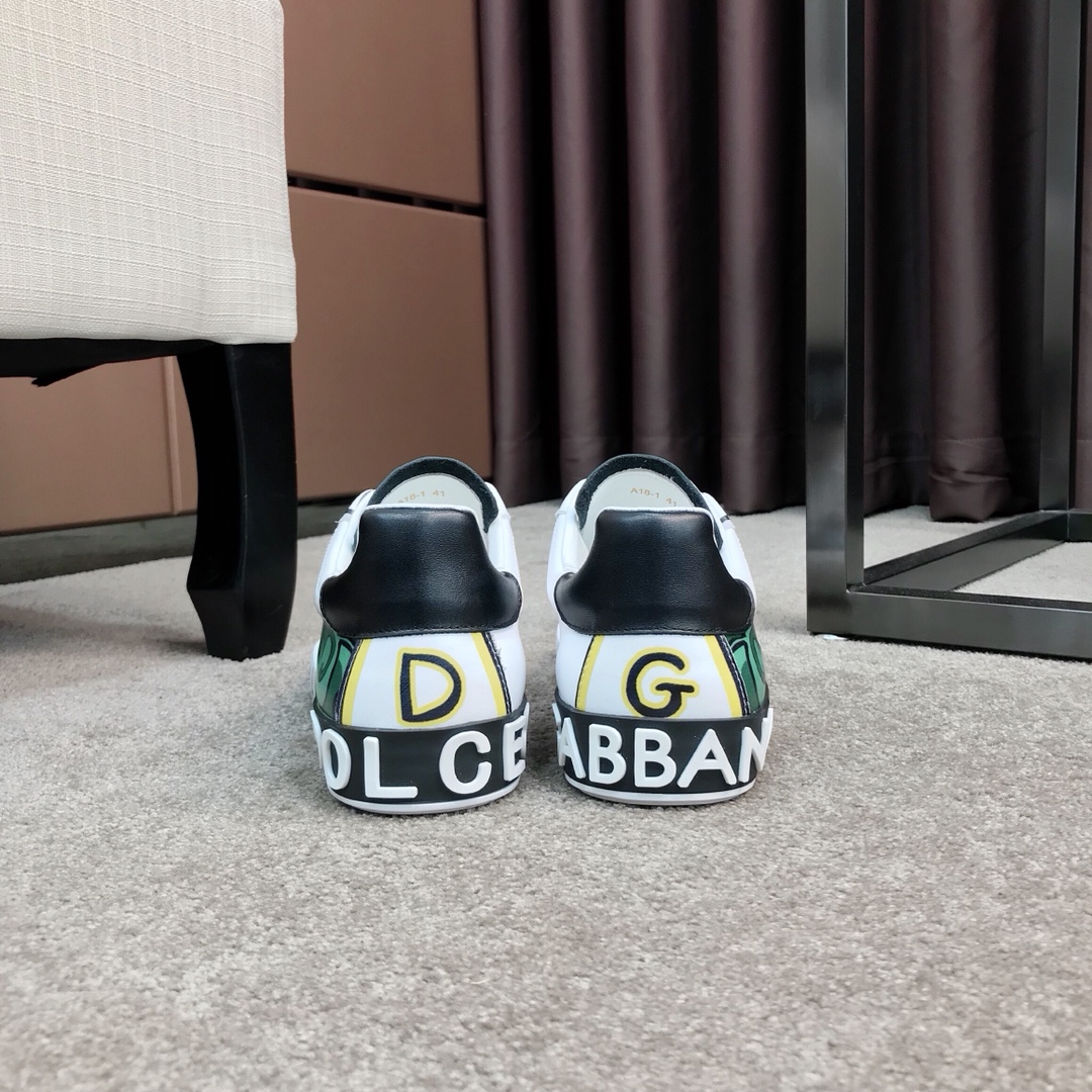 Dolce & Gabbana Low Tops Sneakers 122 - vstockx