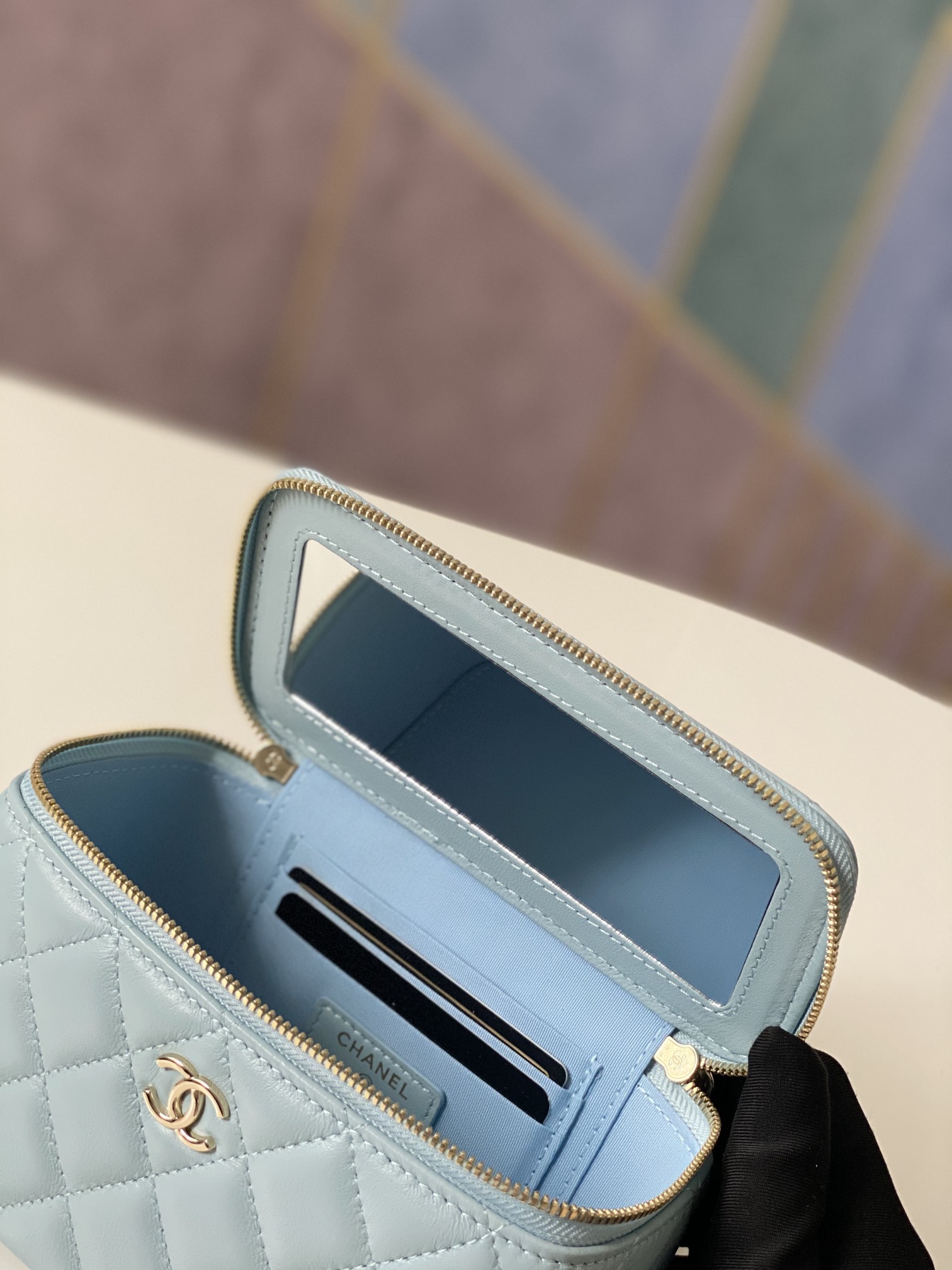 Handbag Chanel 81192 size 9.5-17-8 - vstockx