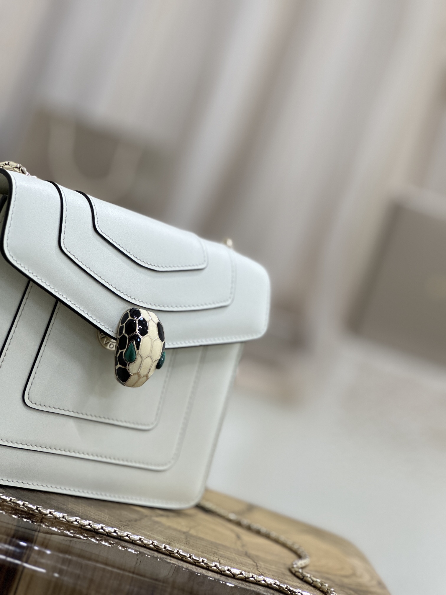 Handbags Bvlgari Serpenti Forever 35107 size:20*15*5 cm - vstockx